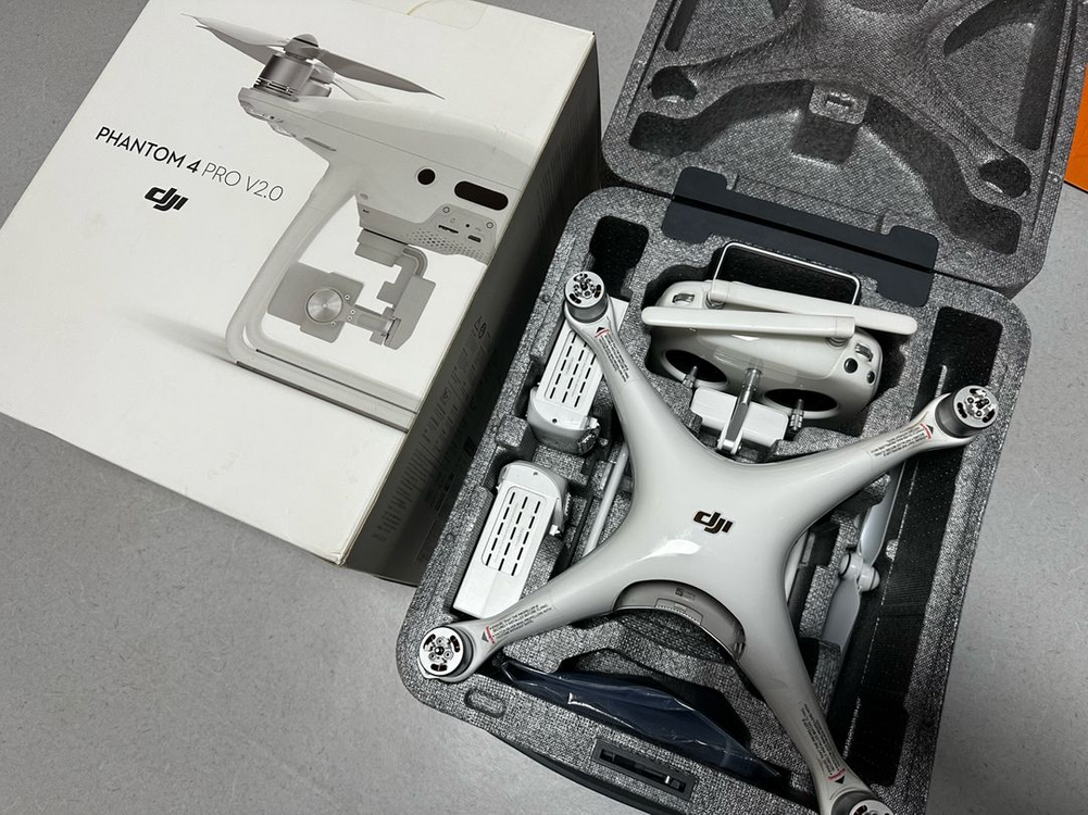 DJI 팬텀4 프로 V2.0 드론 이미지