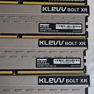 DDR4-4000 KLEVV 클레브 램 64GB(16GB*4) 팝니다. 이미지
