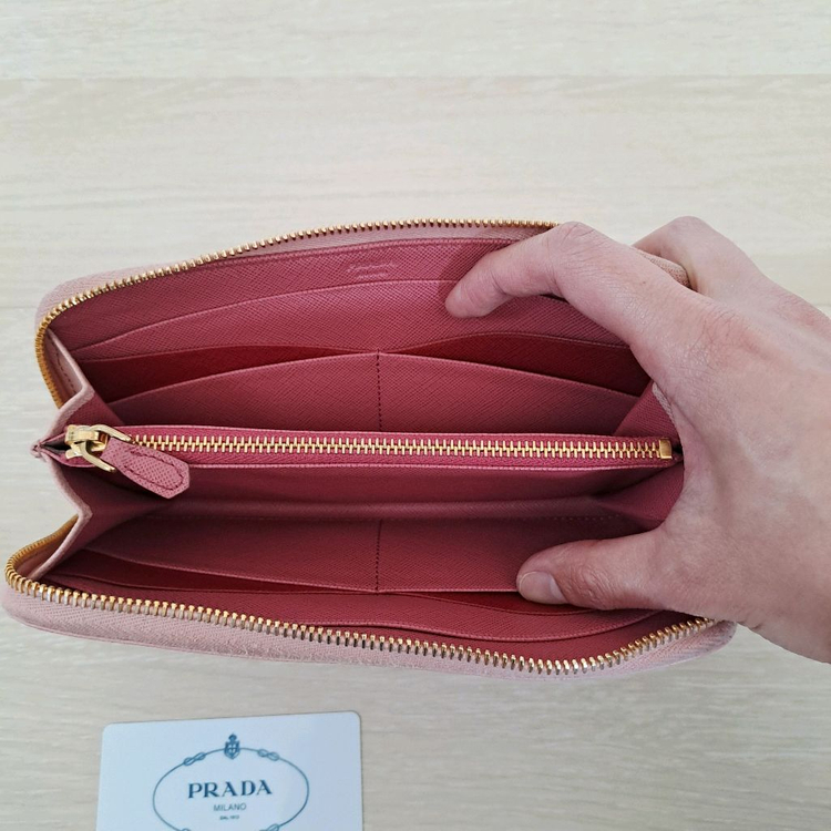 [100%/정품] 프라다 사피아노 핑크 지퍼 장지갑, 프라다지갑,프라다장지갑 이미지