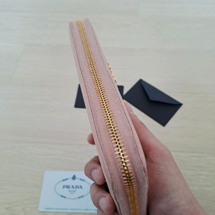 [100%/정품] 프라다 사피아노 핑크 지퍼 장지갑, 프라다지갑,프라다장지갑 이미지