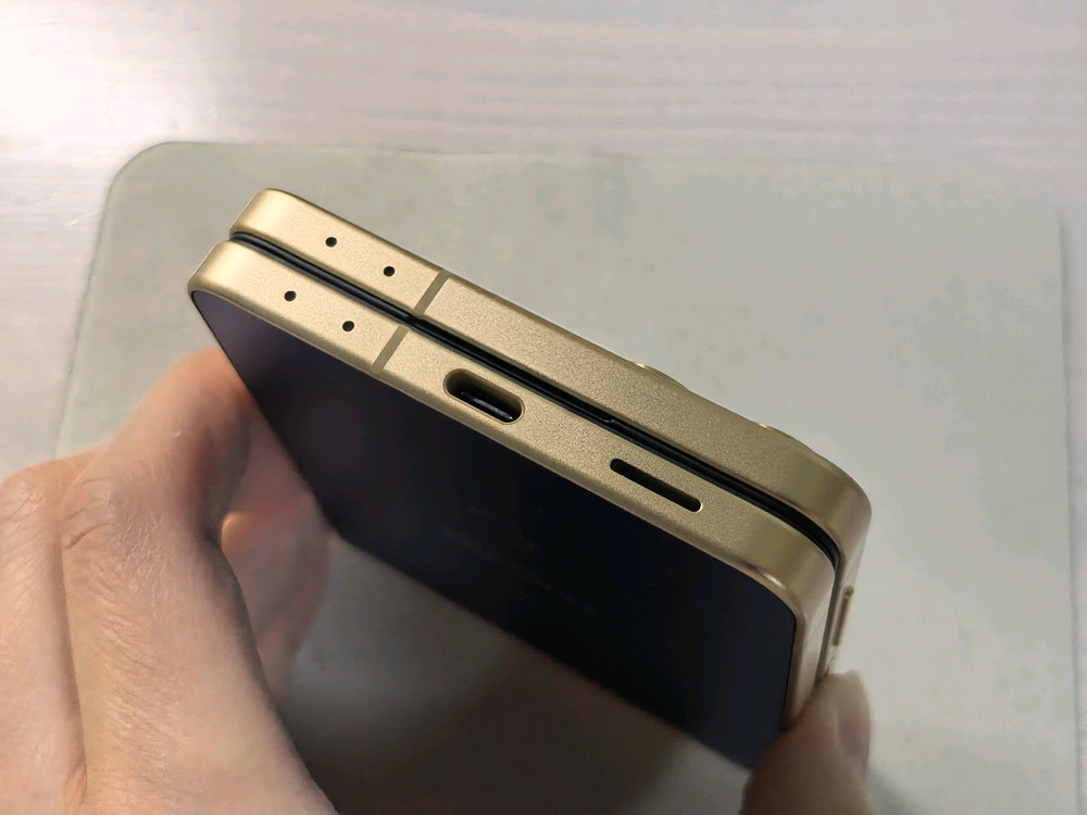 삼성 갤럭시 Z 플립 7 올림픽 에디션 512G (Galaxy Z Flip 7 Olympic Edition) 이미지