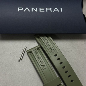 파네라이 카우츠크 24-22 XL 카키 러버 팝니다 이미지