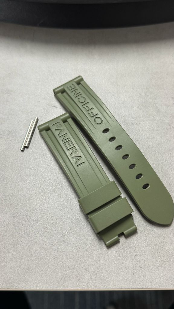 파네라이 카우츠크 24-22 XL 카키 러버 팝니다 이미지