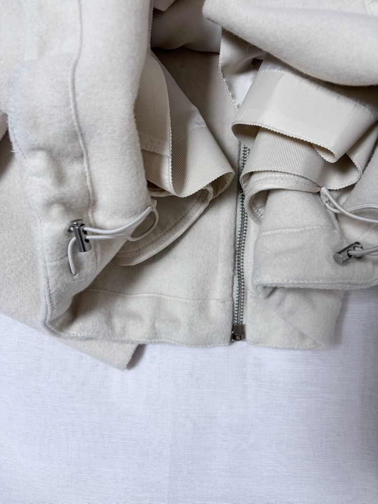 포유온 블룸 블룸 핸드메이드 울 하프 코트 판매합니다 이미지