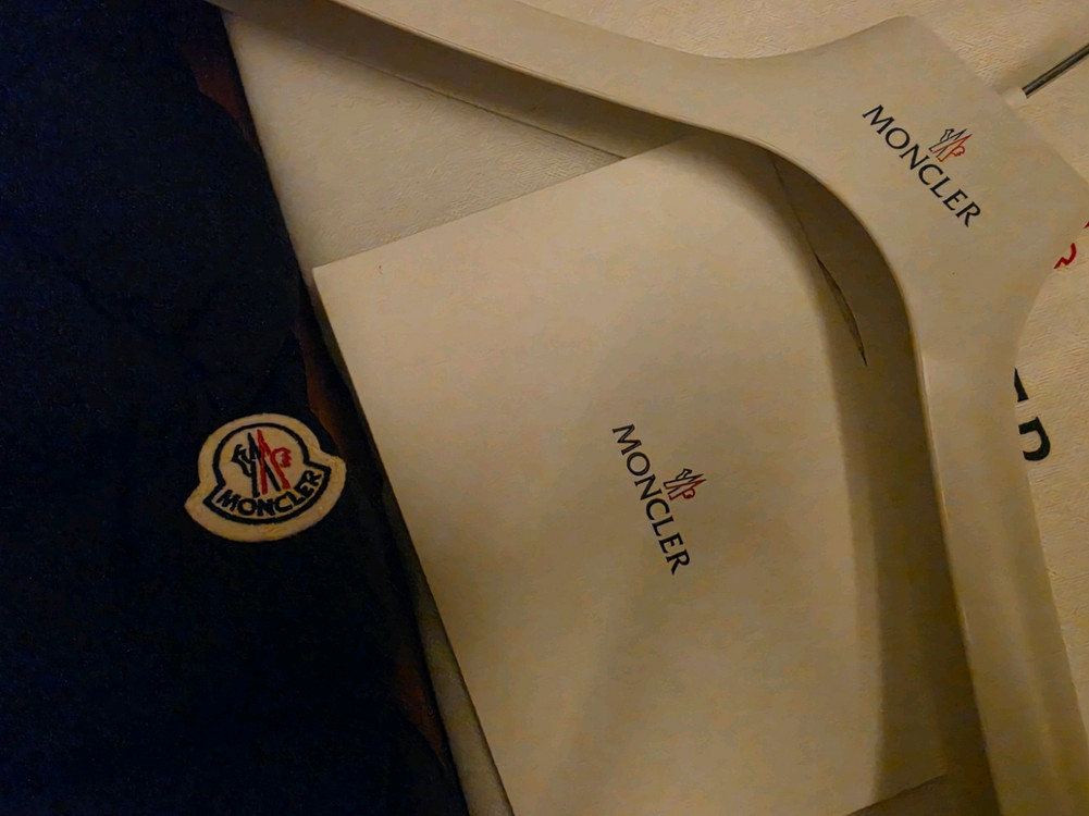 몽클레어 22FW 클루니 블랙 백화점정품 3사이즈 새상품급 풀구성 이미지