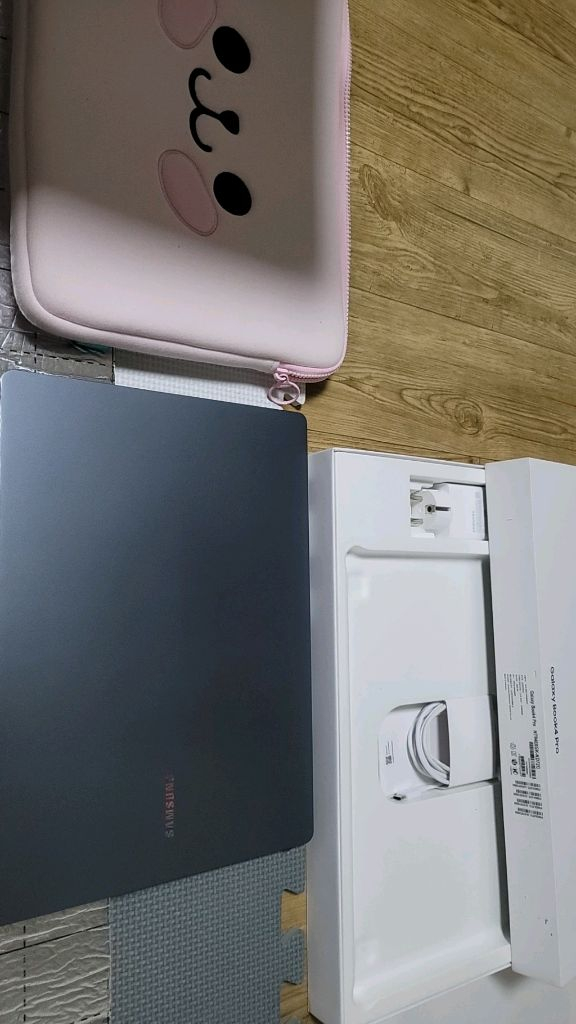 갤럭시북4 프로14인치 32G 1TB ( NT940XGK KD72G )구미직거래 140 이미지