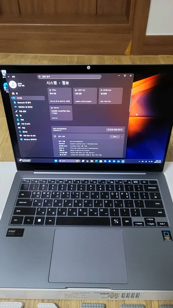 갤럭시북4 프로14인치 32G 1TB ( NT940XGK KD72G )구미직거래 140 이미지