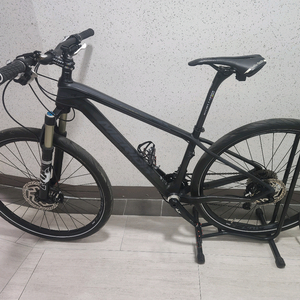 메리다 빅세븐 XT 풀카본 27.5인치 자전거 이미지