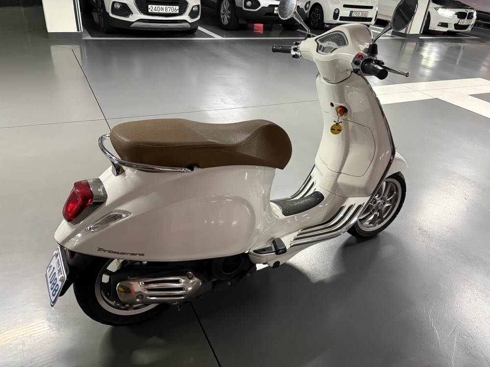 22년식 베스파 프리마베라 125 이미지