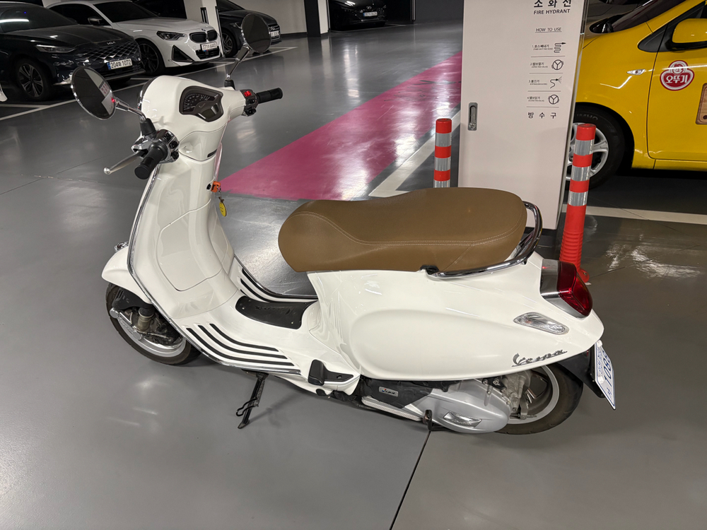 22년식 베스파 프리마베라 125 이미지