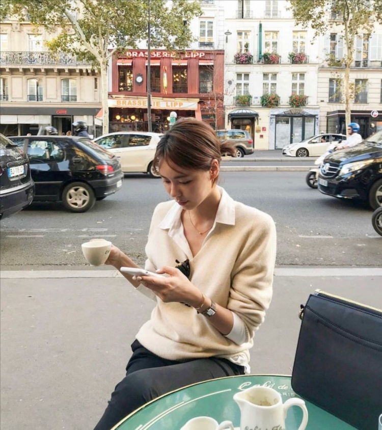 유메르 홀가먼트 캐시미어 니트, 유메르 캐시미어 브이넥 니트 이미지