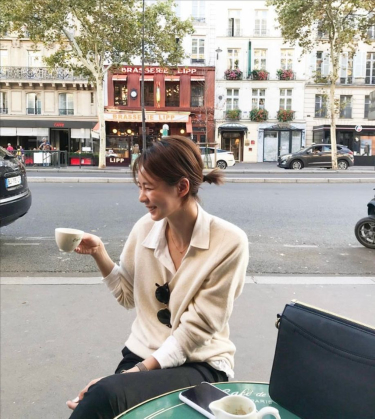 유메르 홀가먼트 캐시미어 니트, 유메르 캐시미어 브이넥 니트 이미지