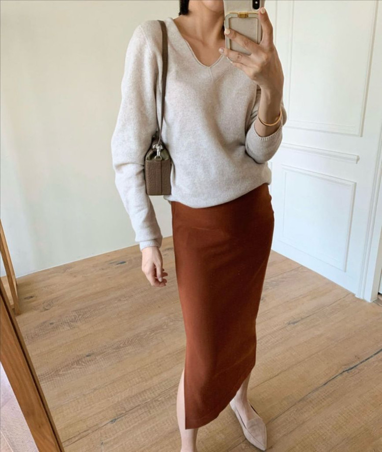 유메르 홀가먼트 캐시미어 니트, 유메르 캐시미어 브이넥 니트 이미지