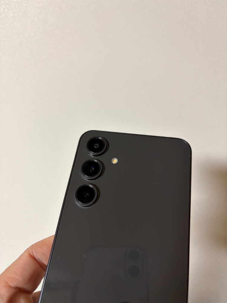 갤럭시S24Fe 256G 상태좋음A급(블랙) 이미지