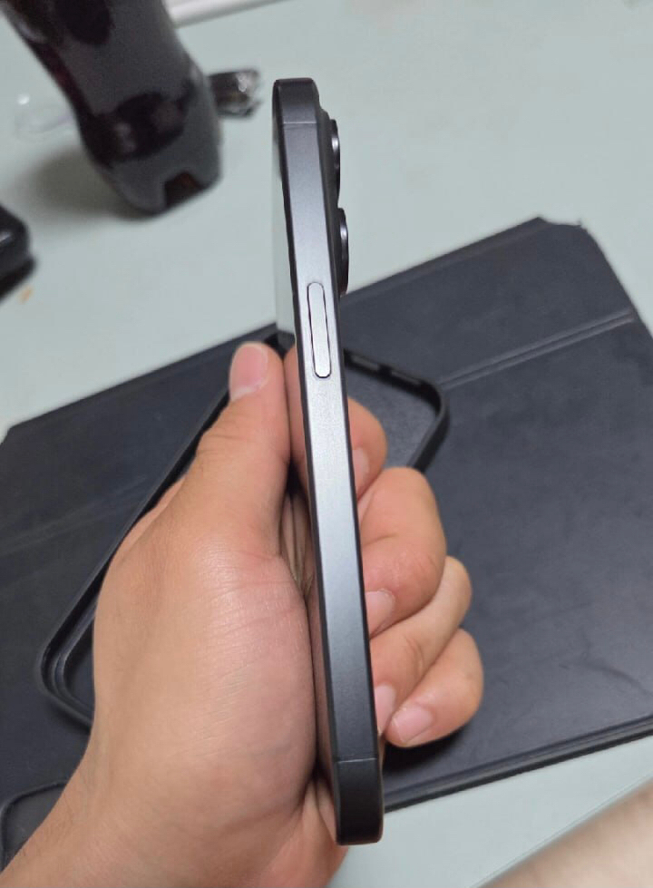 아이폰15프로 256GB 블랙 자급제 풀박스 판매합니다 이미지