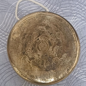 이용구 대징 팝니다 방짜징 (무속 사물놀이 농악 등등 꽹과리 북 장구) 이미지