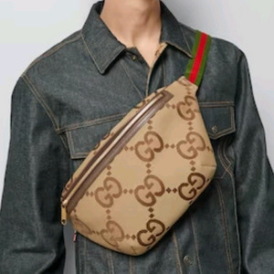 구찌 점보 벨트백 남녀공용. 이미지