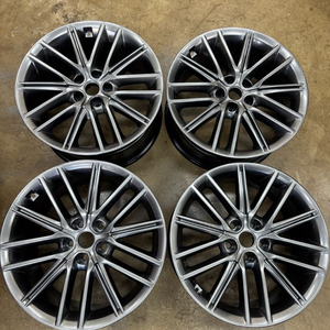 더 K9 스포티컬렉션 19인치 휠 세트 팝니다 이미지