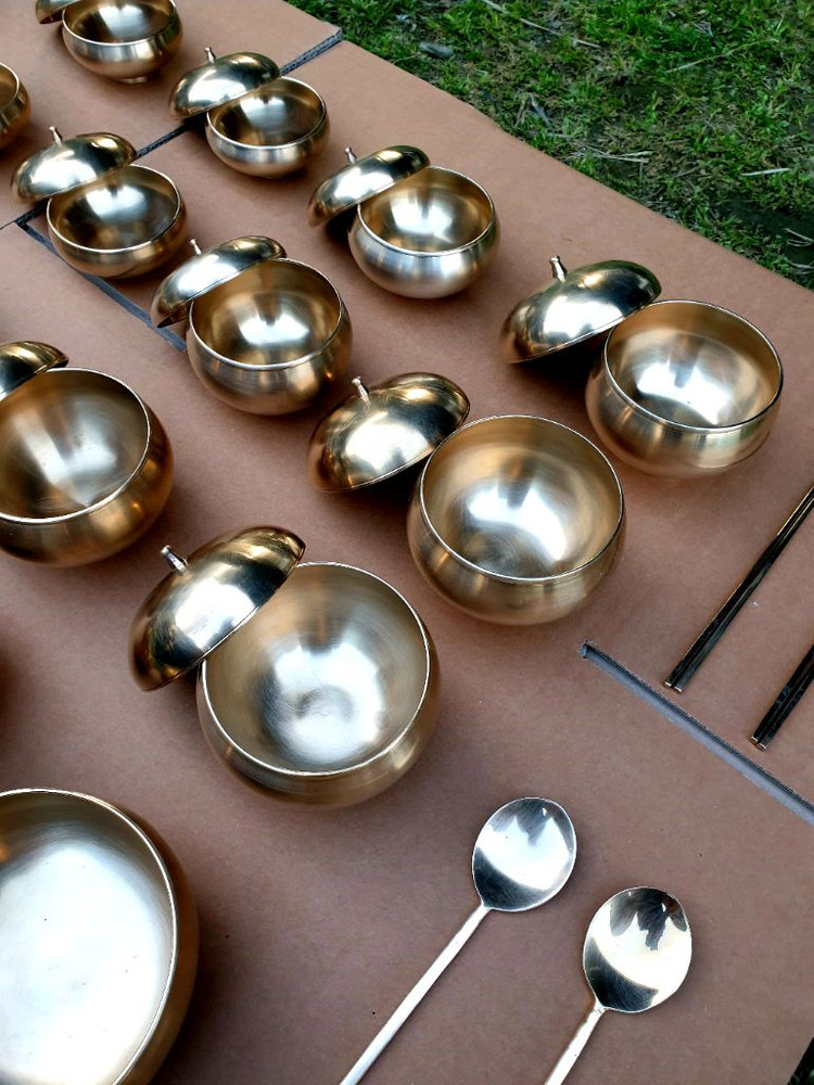 56년된 뿌리깊은나무 반상기 유기그릇 판매합니다 이미지