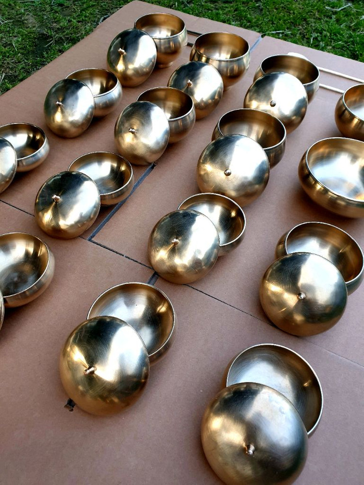 56년된 뿌리깊은나무 반상기 유기그릇 판매합니다 이미지