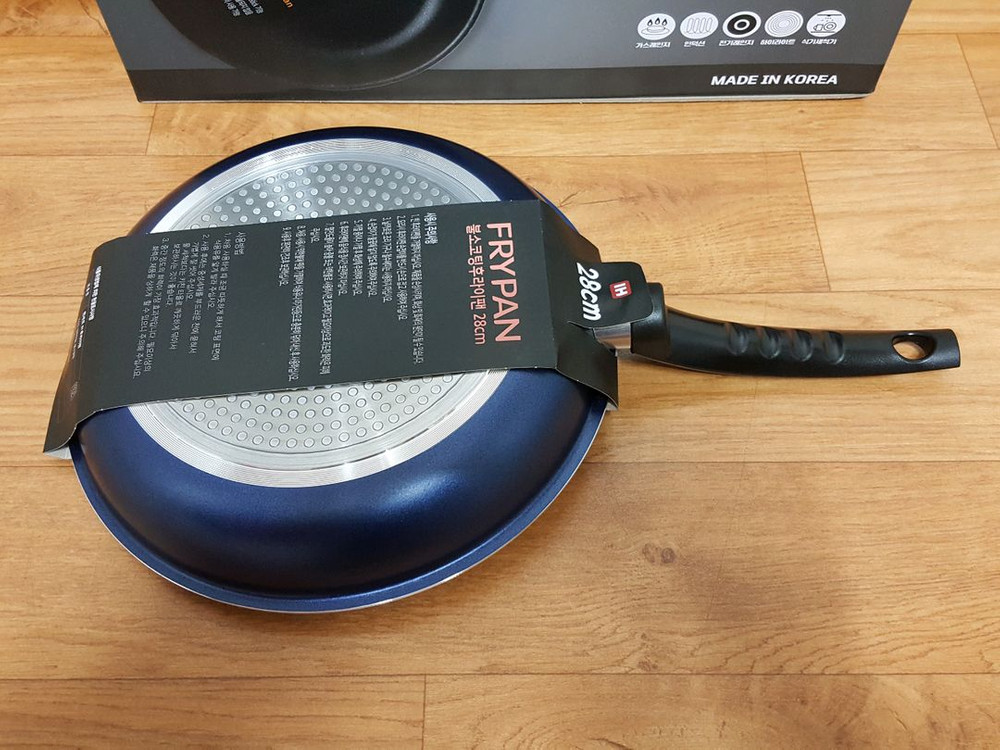 새상품)퀸세프 인덕션 불소코팅 고순도 후라이팬 28 이미지