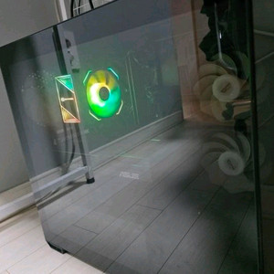 게이밍 PC 본체 RTX 4070 SUPER 이미지