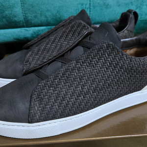 제냐 트리플 스티치 스니커즈 8사이즈. 에르메스,로로피아나,브루넬로,톰포드 이미지