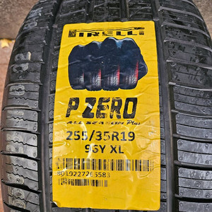 255 35 19 / #2553519 피렐리 이월타이어 새제품 1본 이미지