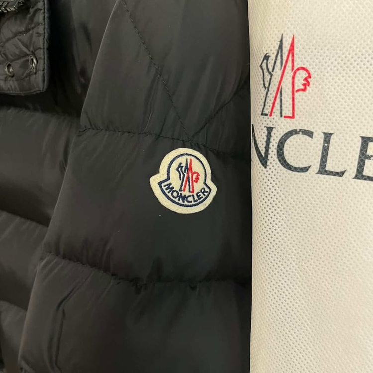 [정품] 몽클레어 클루니 남성패딩 블랙 이미지