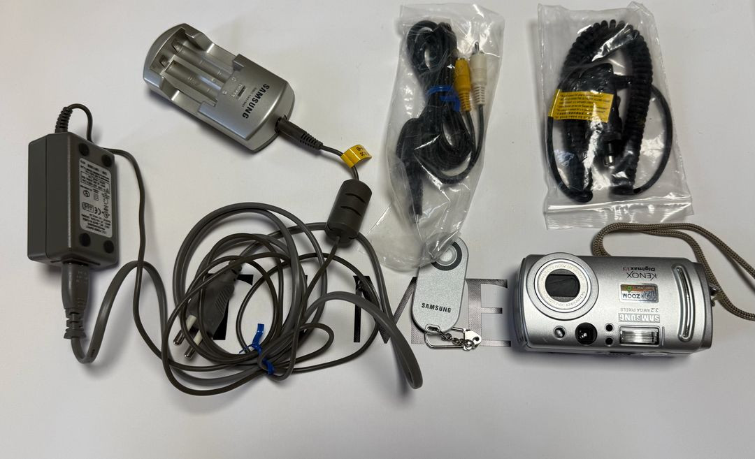 레트로 감성 삼성 케녹스 Digimax V3 디카 풀세트 빈티지 디카 이미지