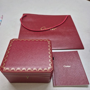 까르띠에 시계박스 (탱크솔로 ) 이미지