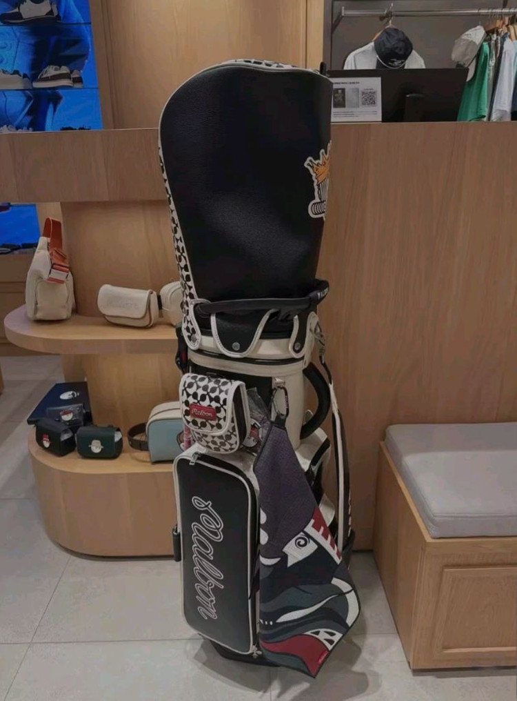 말본 킹 카드 골프백 스탠드 캐디백 이미지