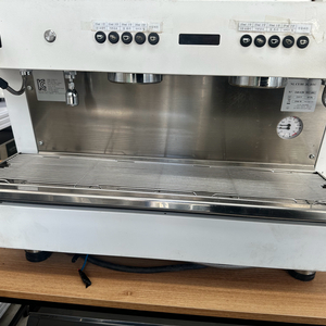 conti 콘티레브 상업용 에스프레소 머신 커피머신 이미지