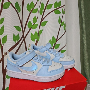 나이키 아동 신발 180 이미지