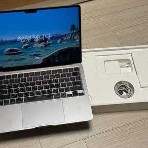 맥북에어 m2 기본형 이미지