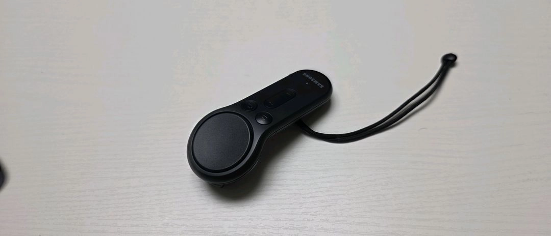 VR 헤드셋 갤럭시 기어 VR 이미지