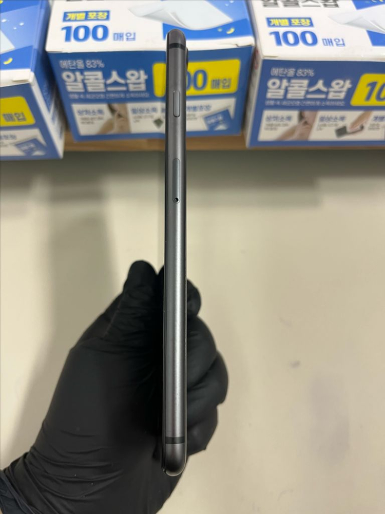 아이폰8플러스 64G 그레이 S급 이미지