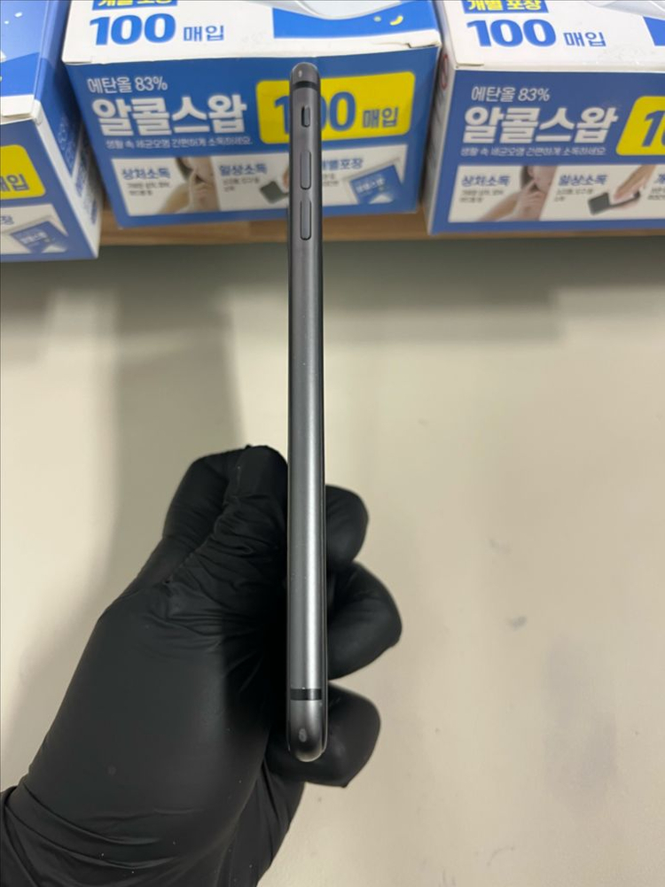 아이폰8플러스 64G 그레이 S급 이미지