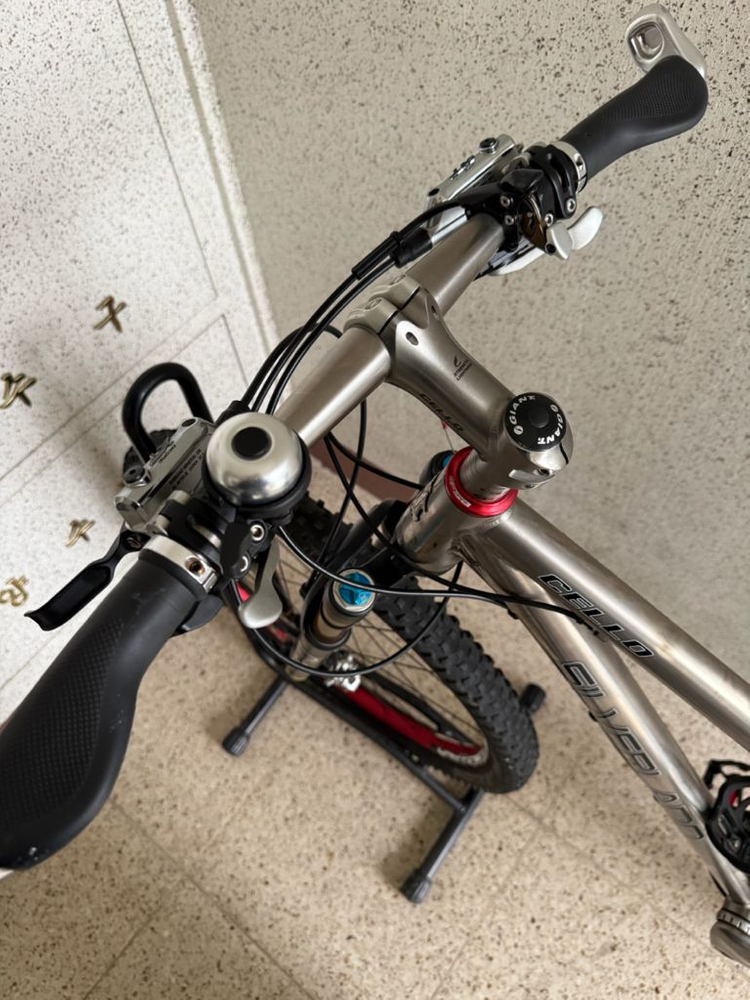 [판매] 첼로 실버라도 70 티타늄 MTB / 풀 XT / 폭스 샥 / 상태 최상 이미지