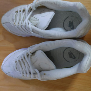 나이키 에어맥스 운동화 240 팝니다 이미지