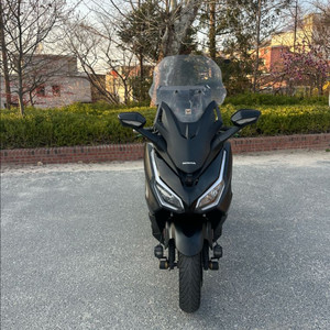 23년식 포르자350 2채널블랙박스 오토바이 이미지