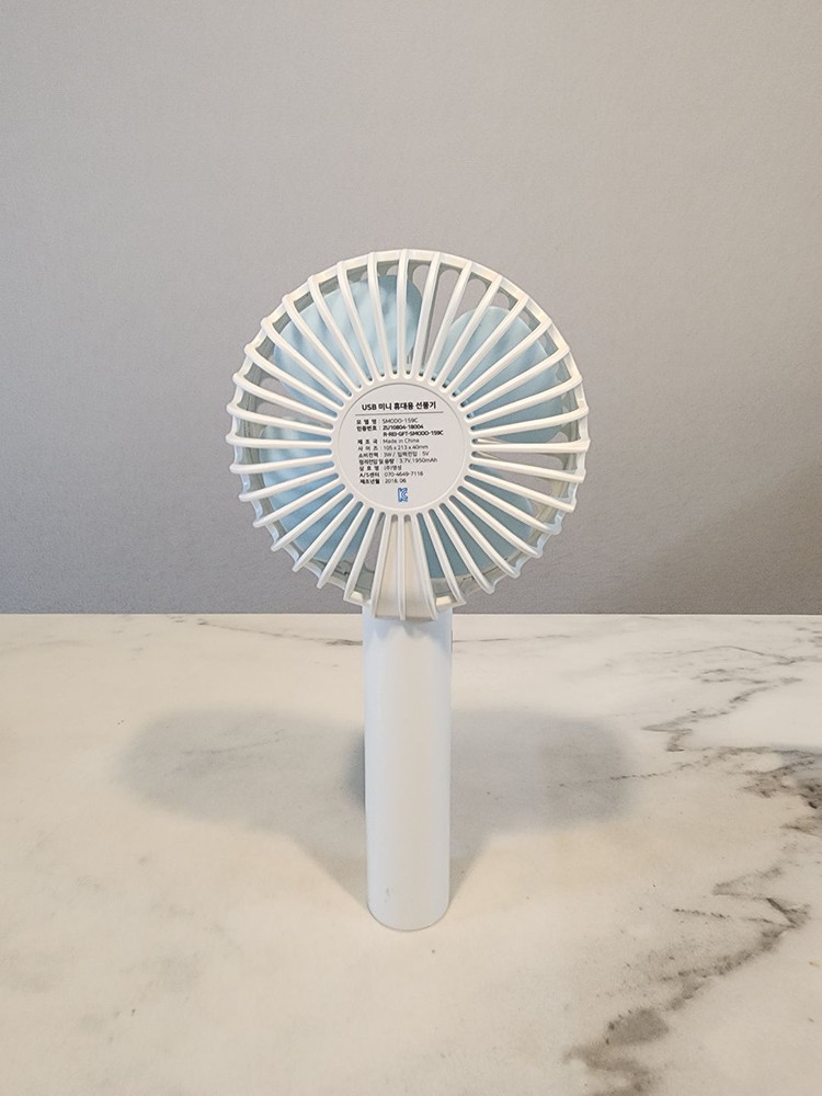 [핸디선풍기] 아몬드브리즈 USB 미니 휴대용 선풍기 미사용 제품 이미지