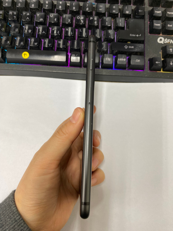 아이폰8플러스 아이폰8+ 스그 AA급 256GB 배터리100% 레트로감성 사진폰 인스타 카메라폰 115805 이미지