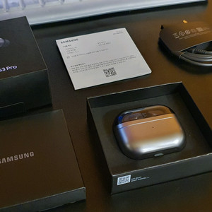 [S급] 갤럭시 버즈3 프로 실버 풀박스 이미지