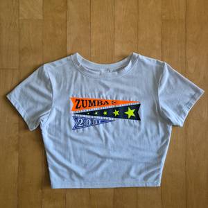 줌바웨어 크롭티 이미지