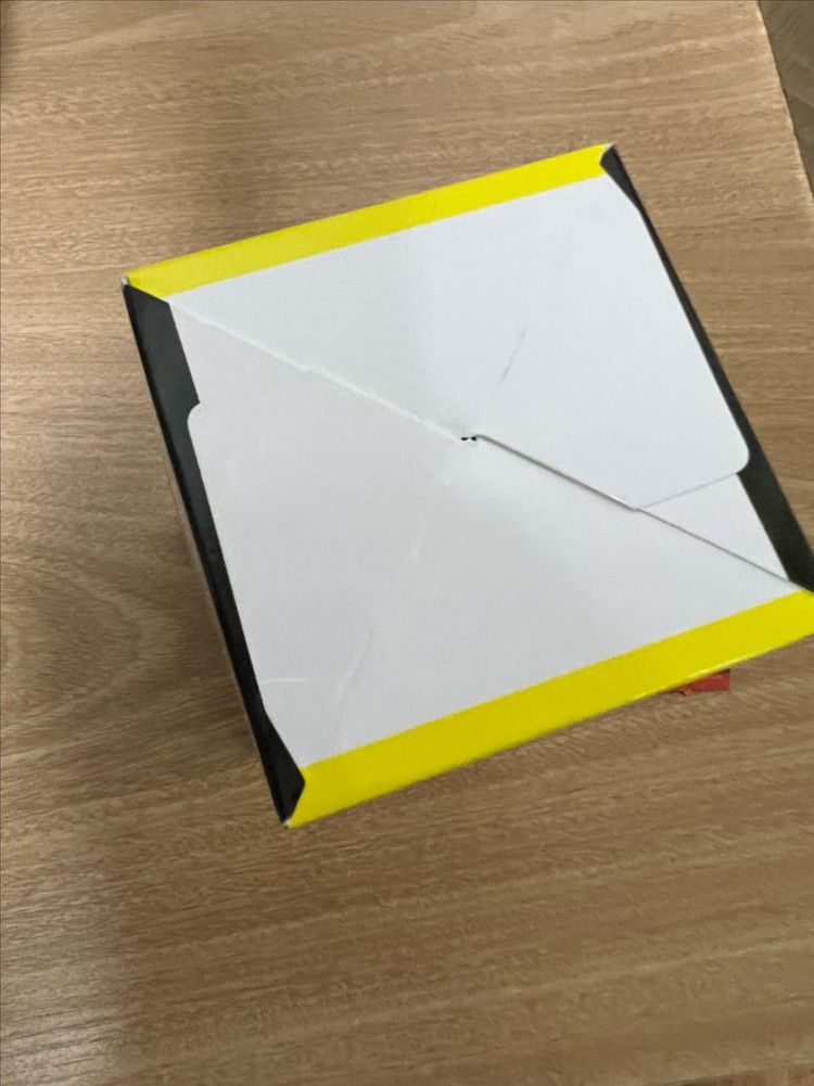 포켓몬카드 이브이히어로즈 박스 상태 안좋아서 크림보다 싸게 팝니다 이미지