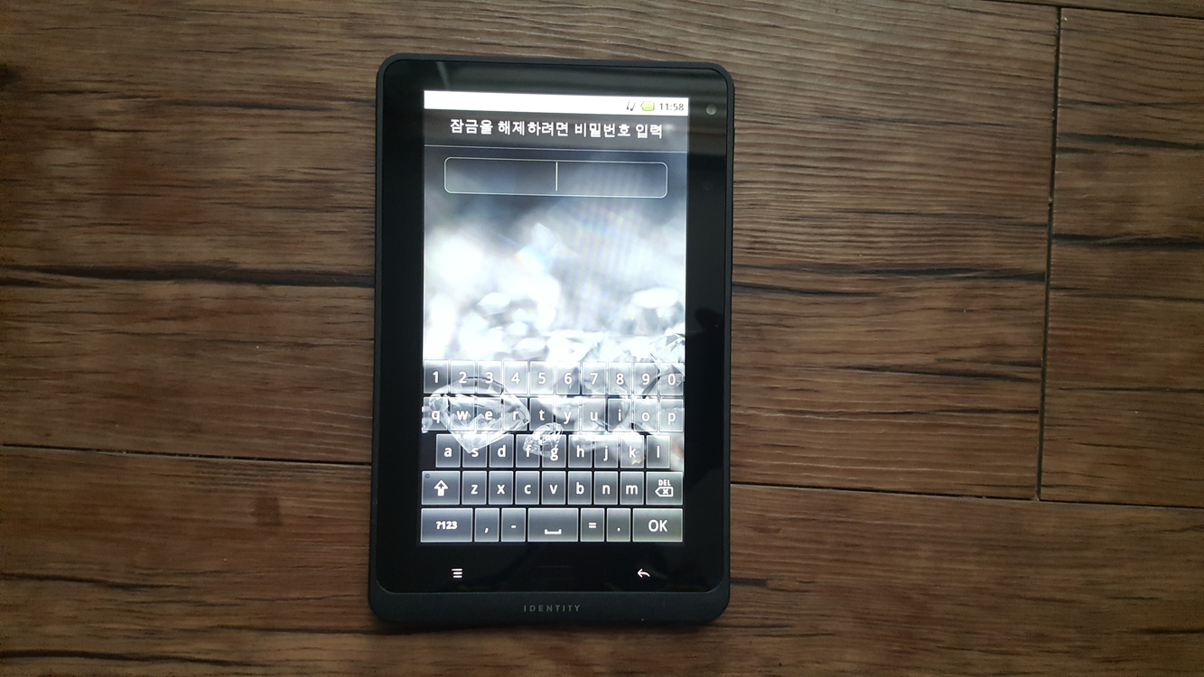 identity cron 아이덴티티 크론 탭 태블릿 이미지