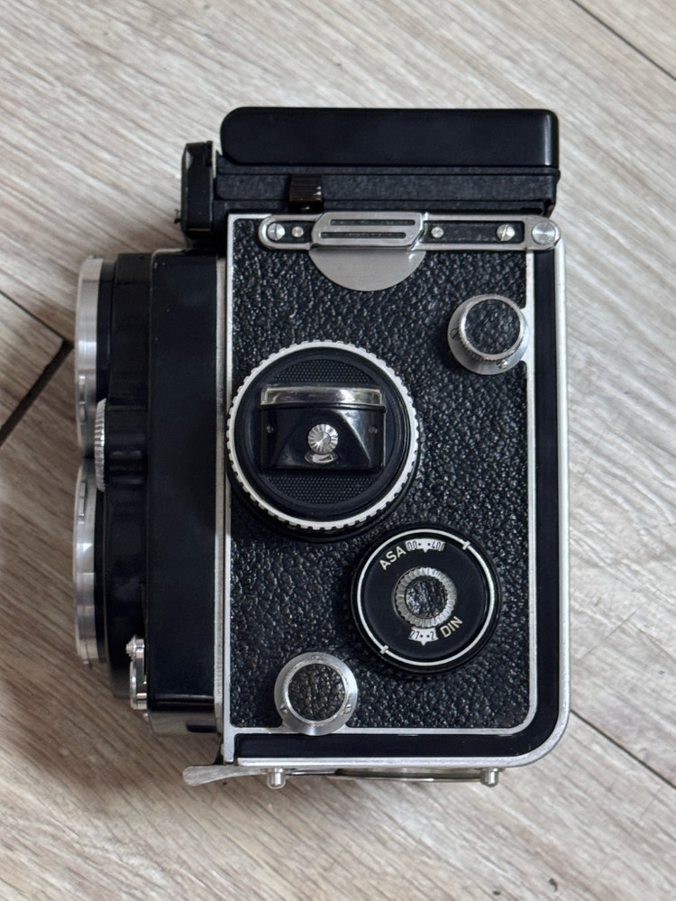 롤라이플렉스 2.8f 플라나 + 정품 앞캡 이미지