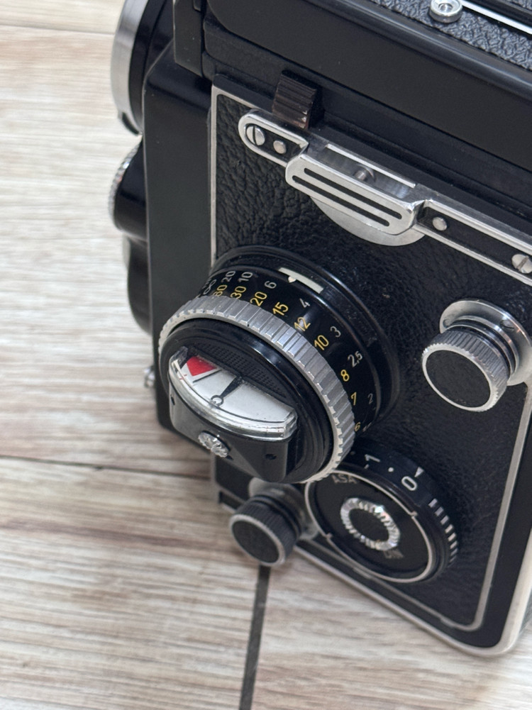 롤라이플렉스 2.8f 플라나 + 정품 앞캡 이미지