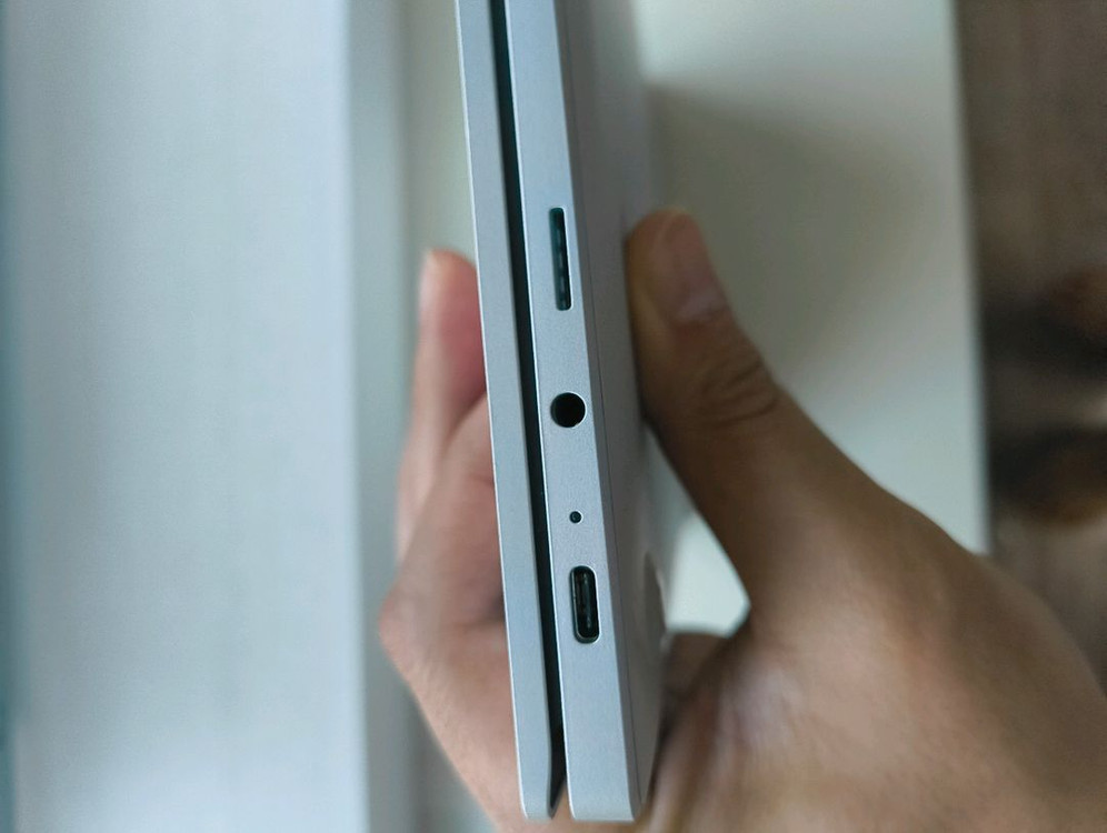 갤럭시 북 고 LTE 팝니다 이미지